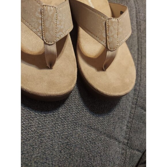 Spenco Newport Cheetah Metallic Orthotic Slip On Thong Sandal NWOT 12D Women - Picture 5 of 10